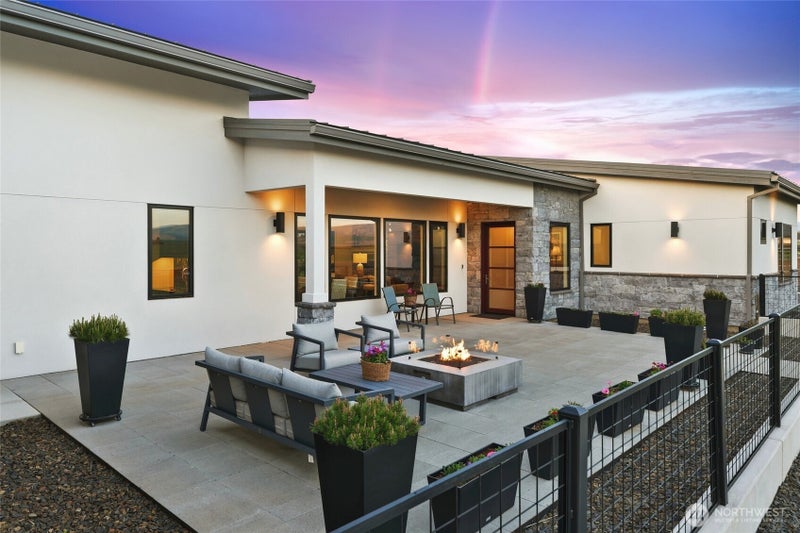 432 Healey Drive