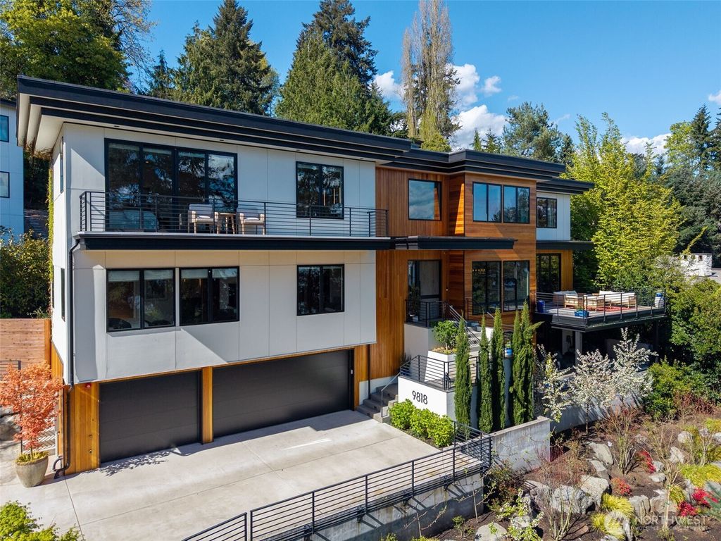 Photo of 9818 SE 42nd Place, Mercer Island, WA 98040 (MLS # 2510076)