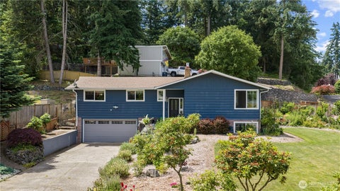 Photo of 4702 69th Avenue W, University Place, WA 98466 (MLS # 2540997)