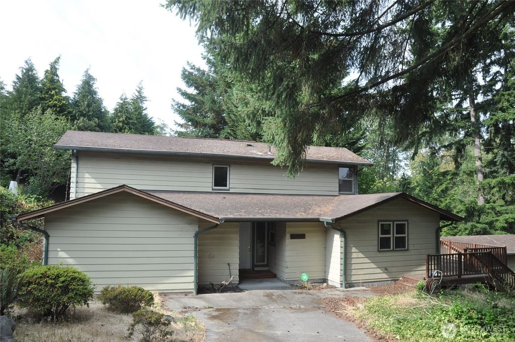 Photo of 1940 SW Dawson Street, Seattle, WA 98106 (MLS # 2417571)