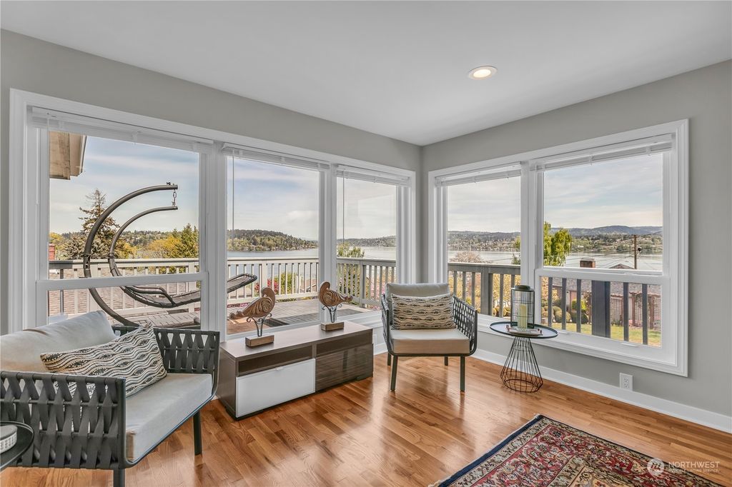 Photo of 10435 76th Avenue S, Seattle, WA 98178 (MLS # 2240634)