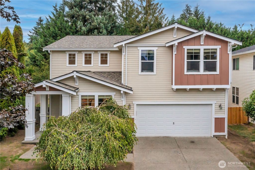Photo of 14112 SE 280th Place, Kent, WA 98042 (MLS # 2427527)