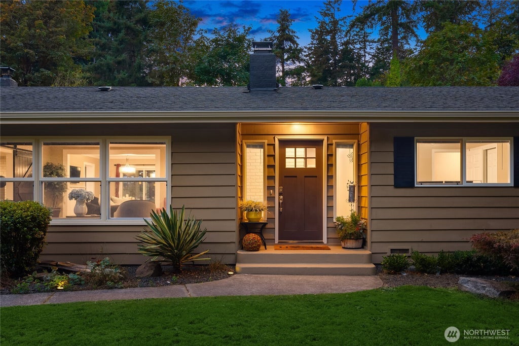 Photo of 8807 Danforth Street NW, Gig Harbor, WA 98329 (MLS # 2584601)
