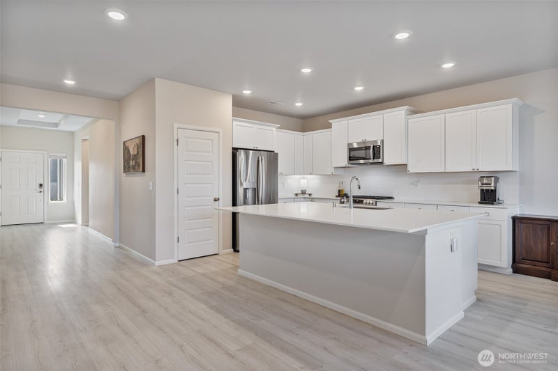 13611 197th Street E