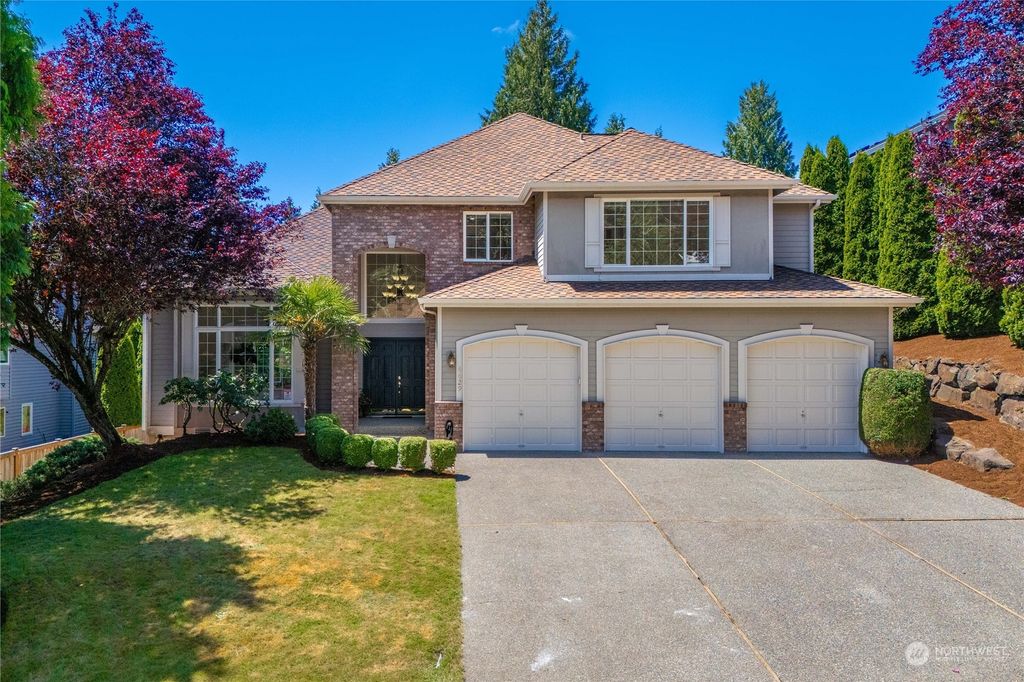 Photo of 6629 156th Avenue SE, Bellevue, WA 98006 (MLS # 2246928)