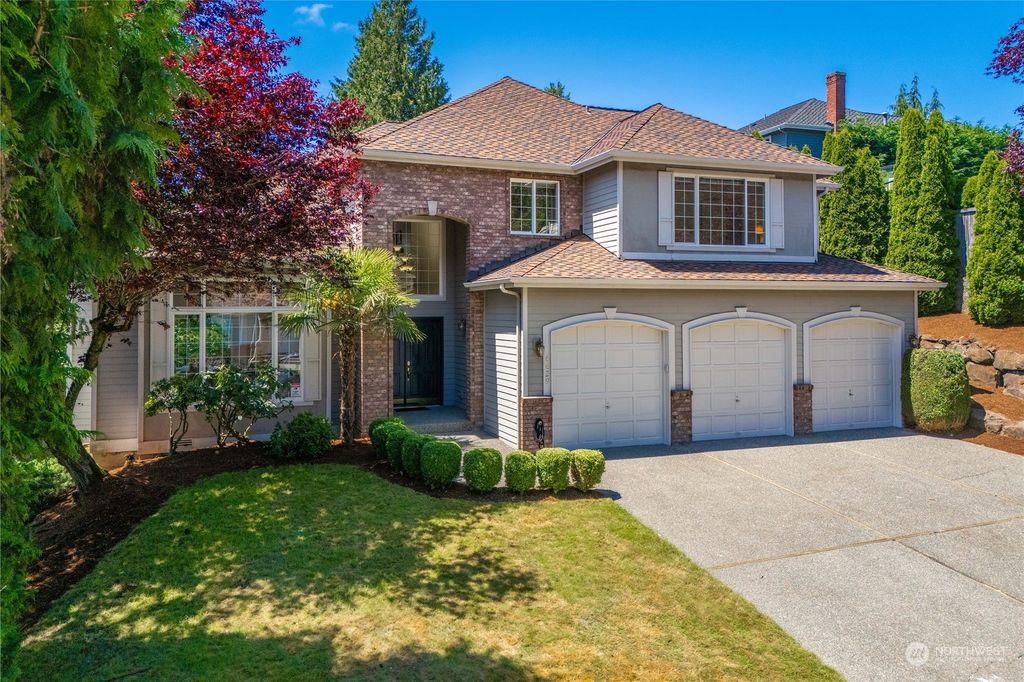 Photo of 6629 156th Avenue SE, Bellevue, WA 98006 (MLS # 2246928)