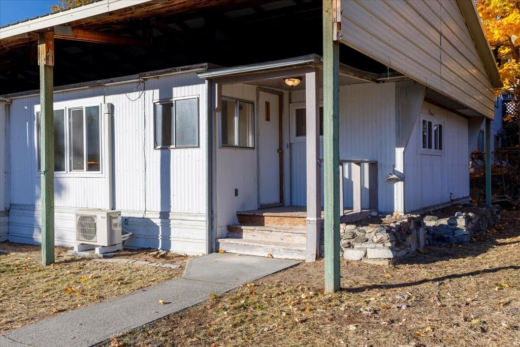 Photo of 222 Electric Place, Electric City, WA 99123 (MLS # 2597727)