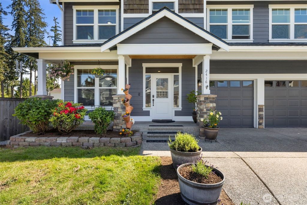 Photo of 2416 121st Street SE, Everett, WA 98208 (MLS # 2382956)