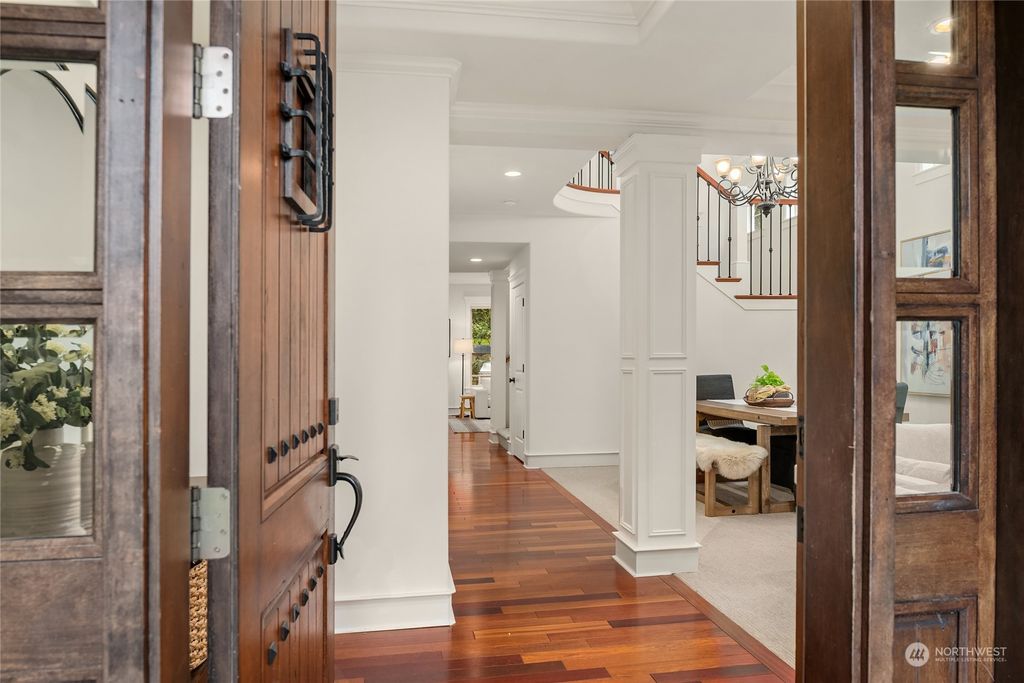 Photo of 2541 NE 91st Street, Seattle, WA 98115 (MLS # 2290822)