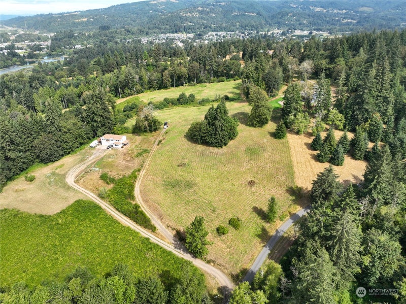 1 NW 389th Street