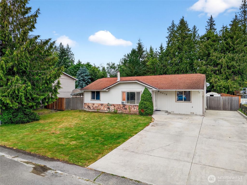 Photo of 5815 143rd Place NE, Marysville, WA 98271 (MLS # 2410051)