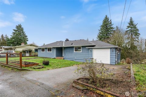 Photo of 1530 Crestview Drive, Bremerton, WA 98312 (MLS # 2468815)