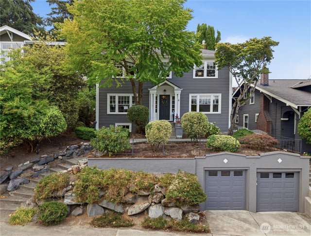3127 Broadway E, Seattle