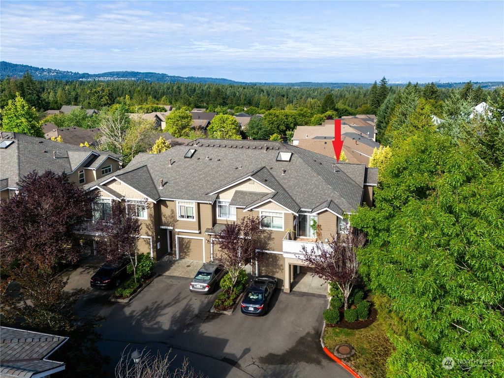 Photo of 1207 227th Lane SE #G-4, Sammamish, WA 98075 (MLS # 2150492)