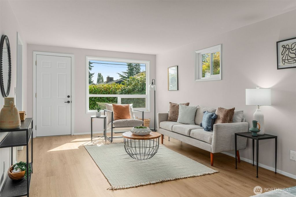 Photo of 724 N 104th Street, Seattle, WA 98133 (MLS # 2447636)