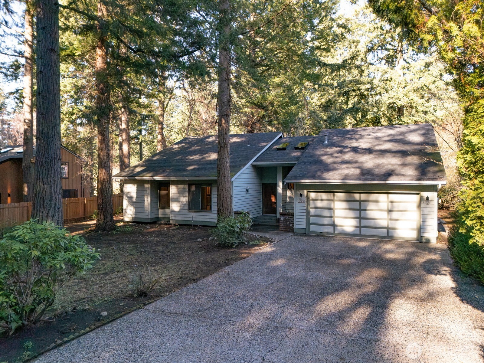 413 Viewcrest Road