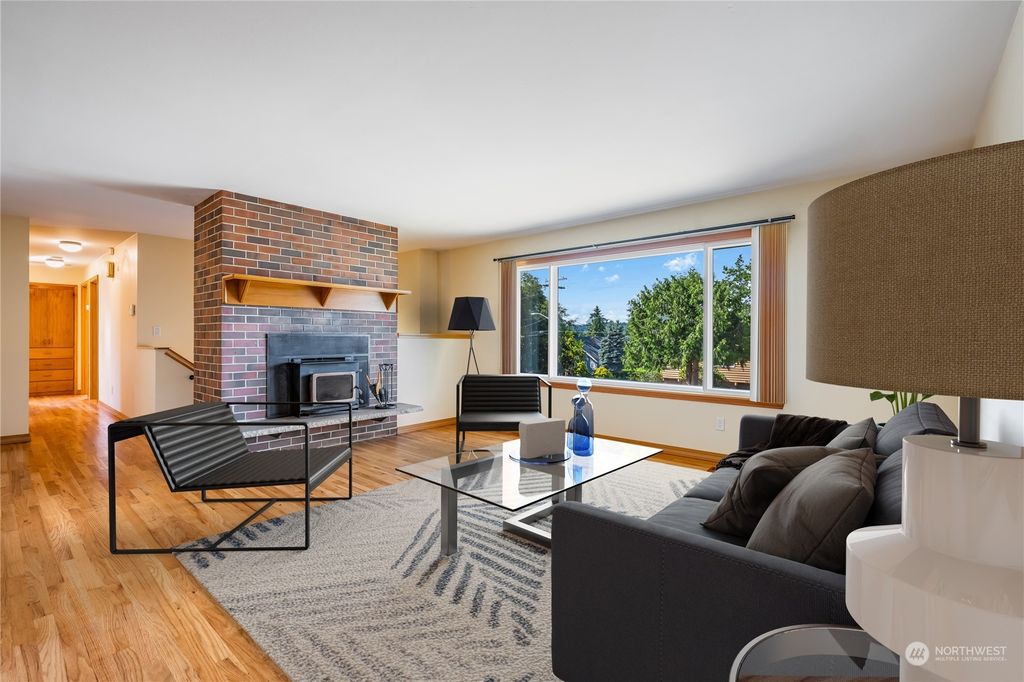 Photo of 1003 S 233rd Place, Des Moines, WA 98198 (MLS # 2268680)