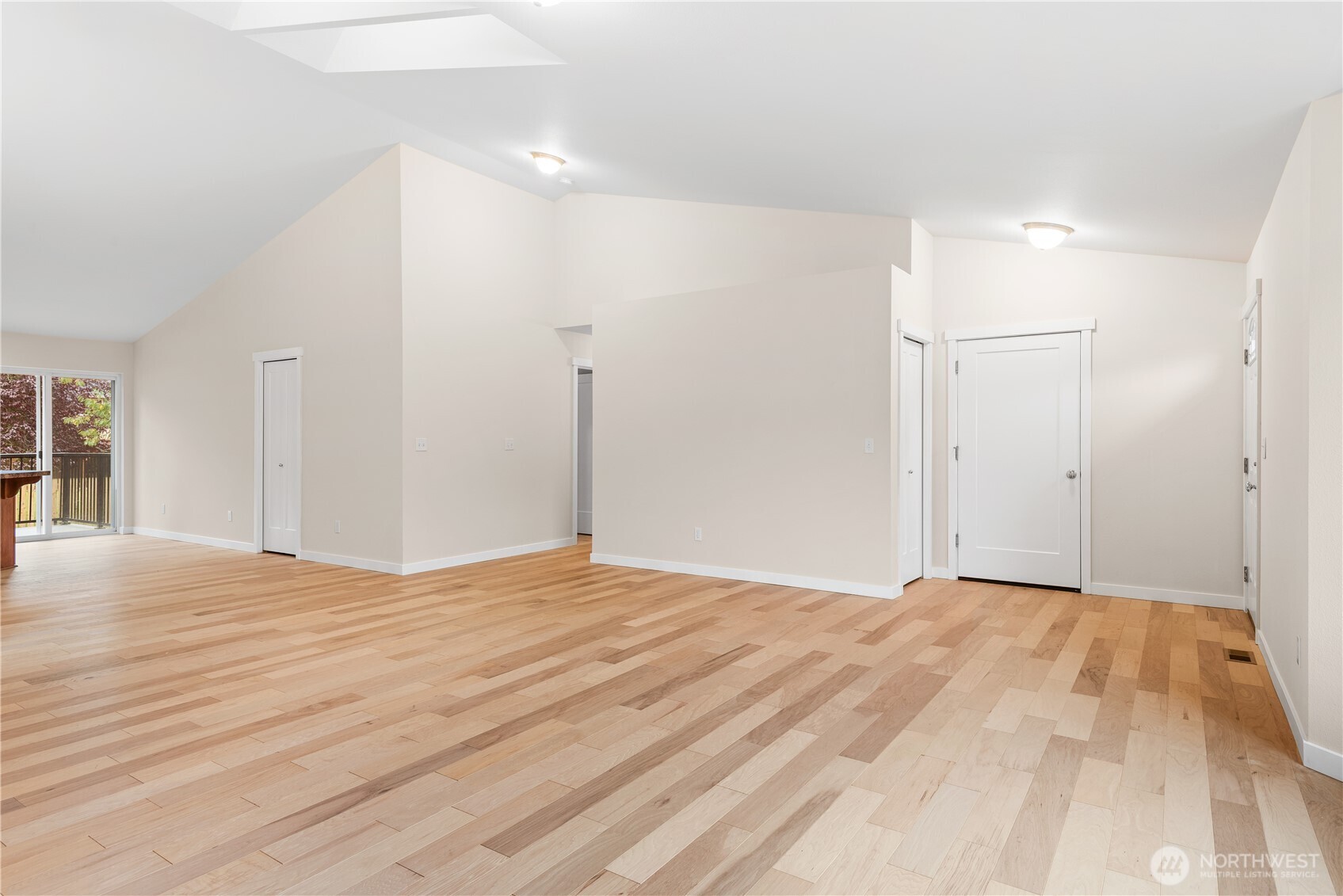 3326 Oas Dr W