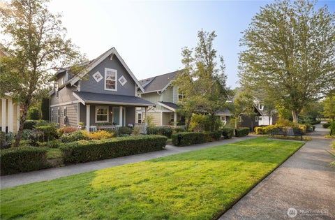 Photo of 1787 26th Walk NE, Issaquah, WA 98029 (MLS # 2572437)