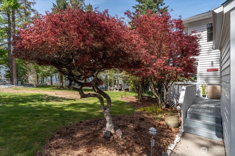 4124 Lakeview Place