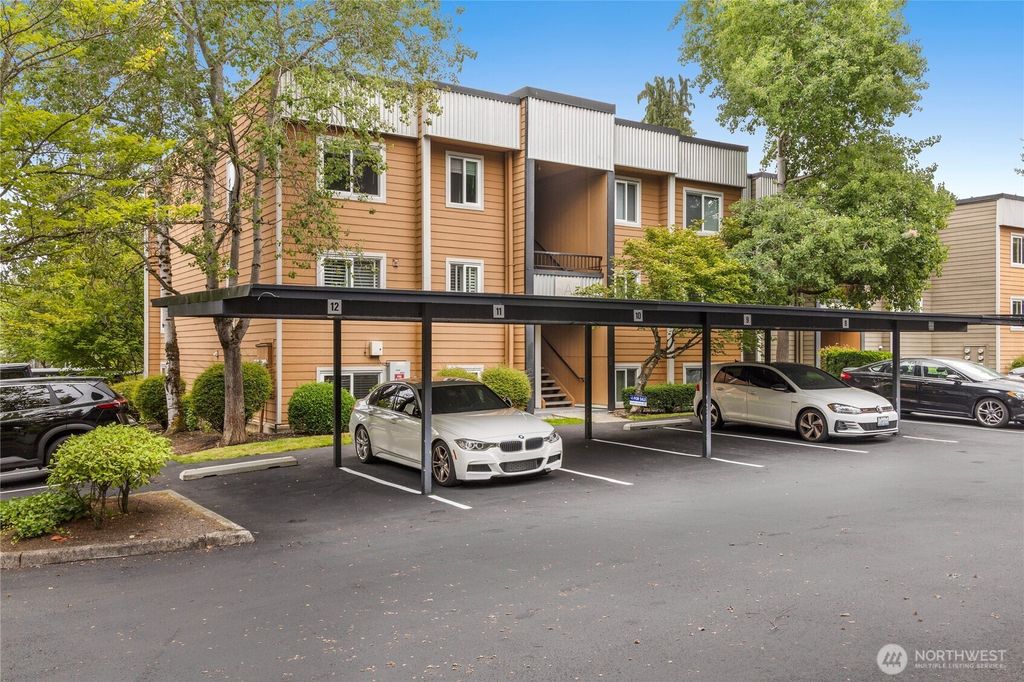Photo of 710 Kirkland Cir Cir #A101, Kirkland, WA 98033 (MLS # 2408305)