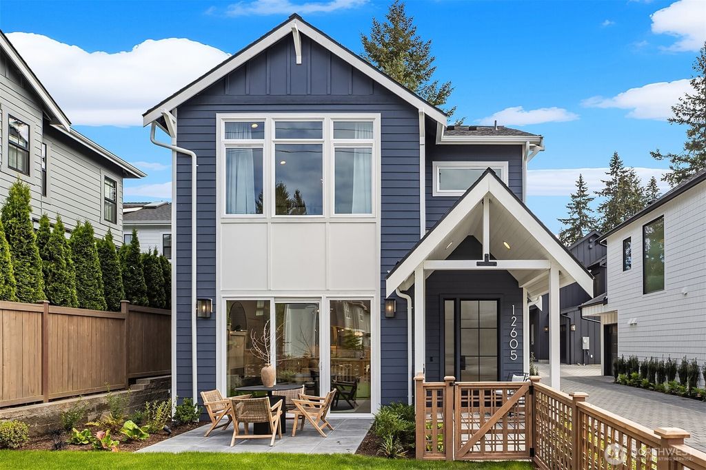 Photo of 12605 NE 80th Street, Kirkland, WA 98033 (MLS # 2525787)