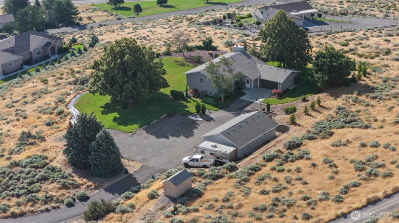 703 S 48th Avenue