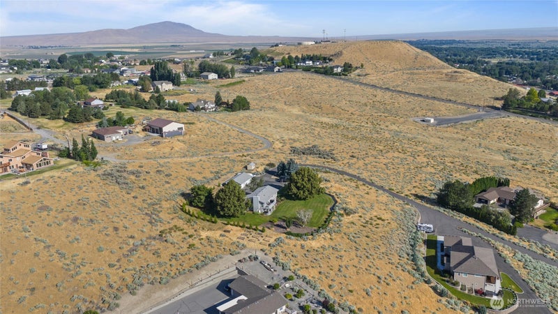 703 S 48th Avenue