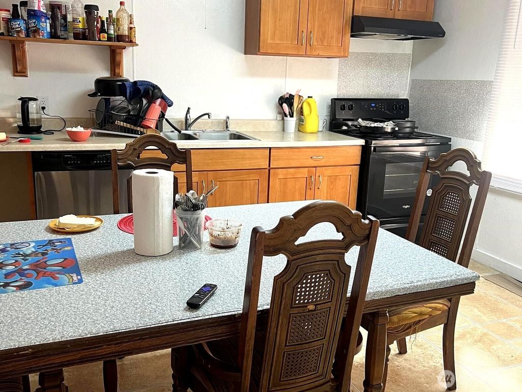 Photo of 6323 100 Street SW, Lakewood, WA 98499 (MLS # 2457912)