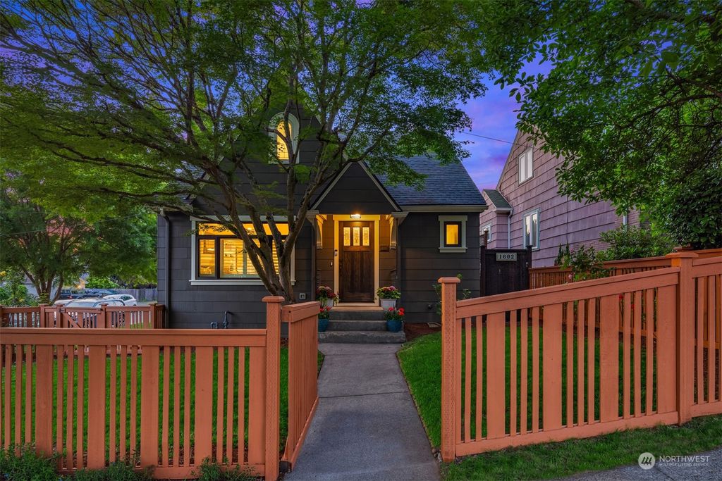 Photo of 1602 NE 73rd Street, Seattle, WA 98115 (MLS # 2230508)