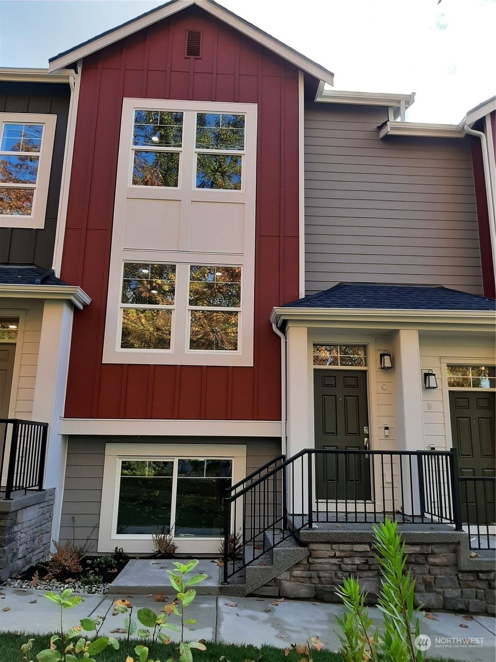Photo of 12124 NE 194TH Court #C, Bothell, WA 98011 (MLS # 2179376)