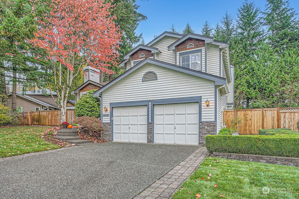 Photo of 13621 14th Drive SE, Mill Creek, WA 98012 (MLS # 2297543)