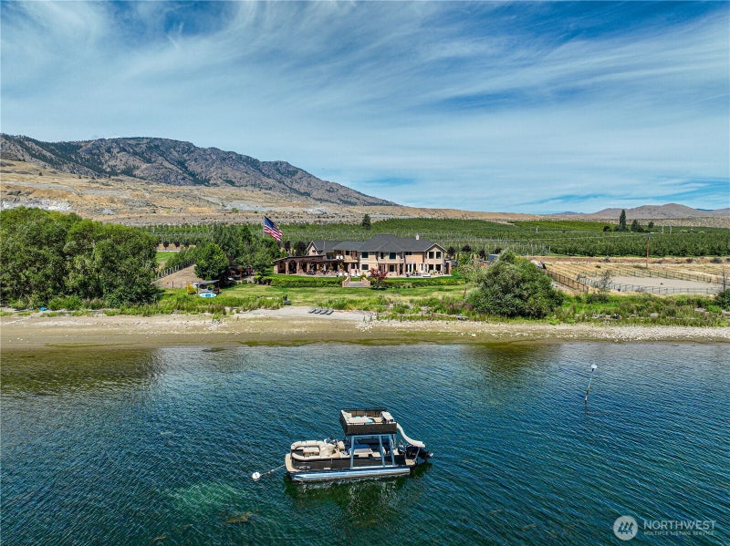 30 Stennes Point Road