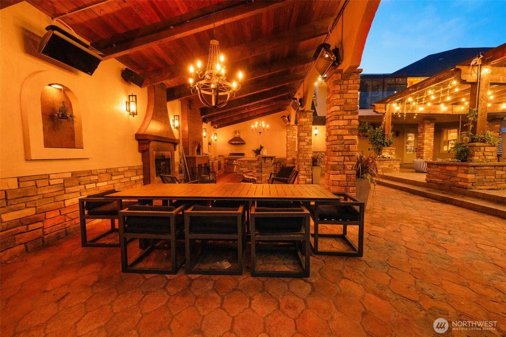 Photo of 30 Stennes Point Road, Pateros, WA 98846 (MLS # 2552805)