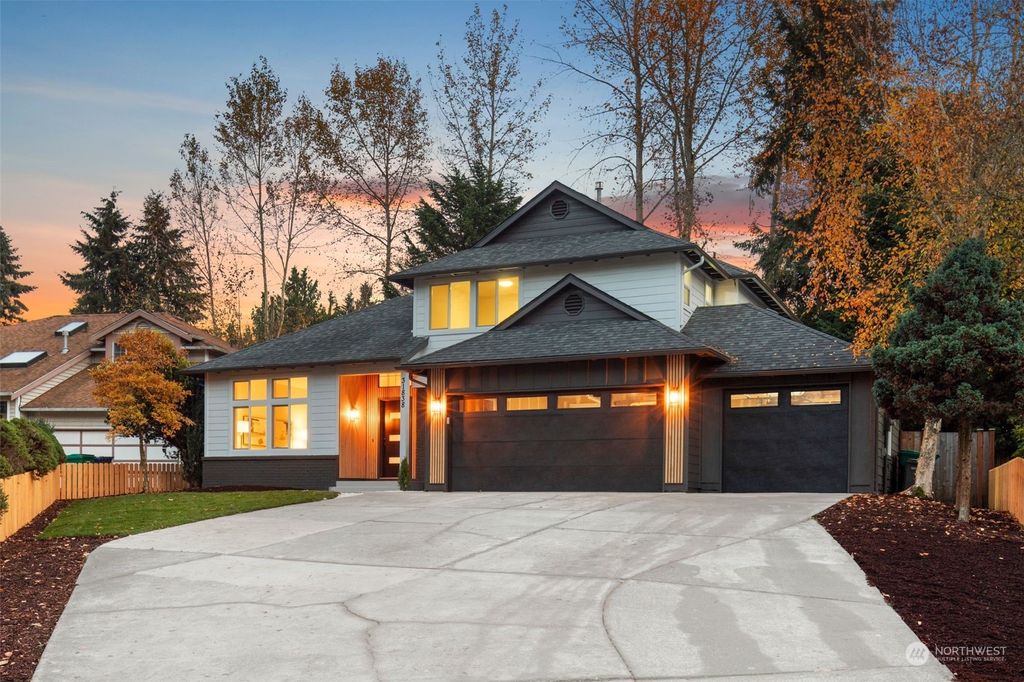 Photo of 31838 12th Place SW, Federal Way, WA 98023 (MLS # 2308086)