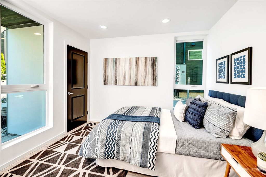 Photo of 2705 E Yesler Way #B, Seattle, WA 98122 (MLS # 2307602)
