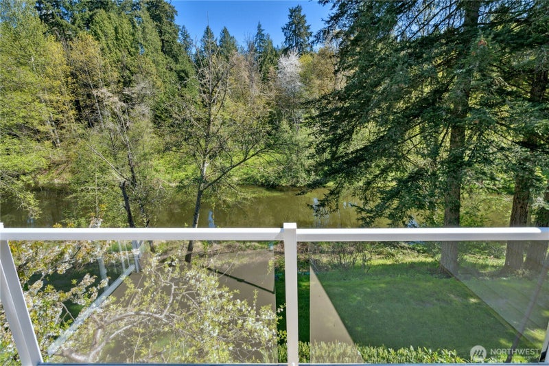 9821 NE Riverbend Drive C 102
