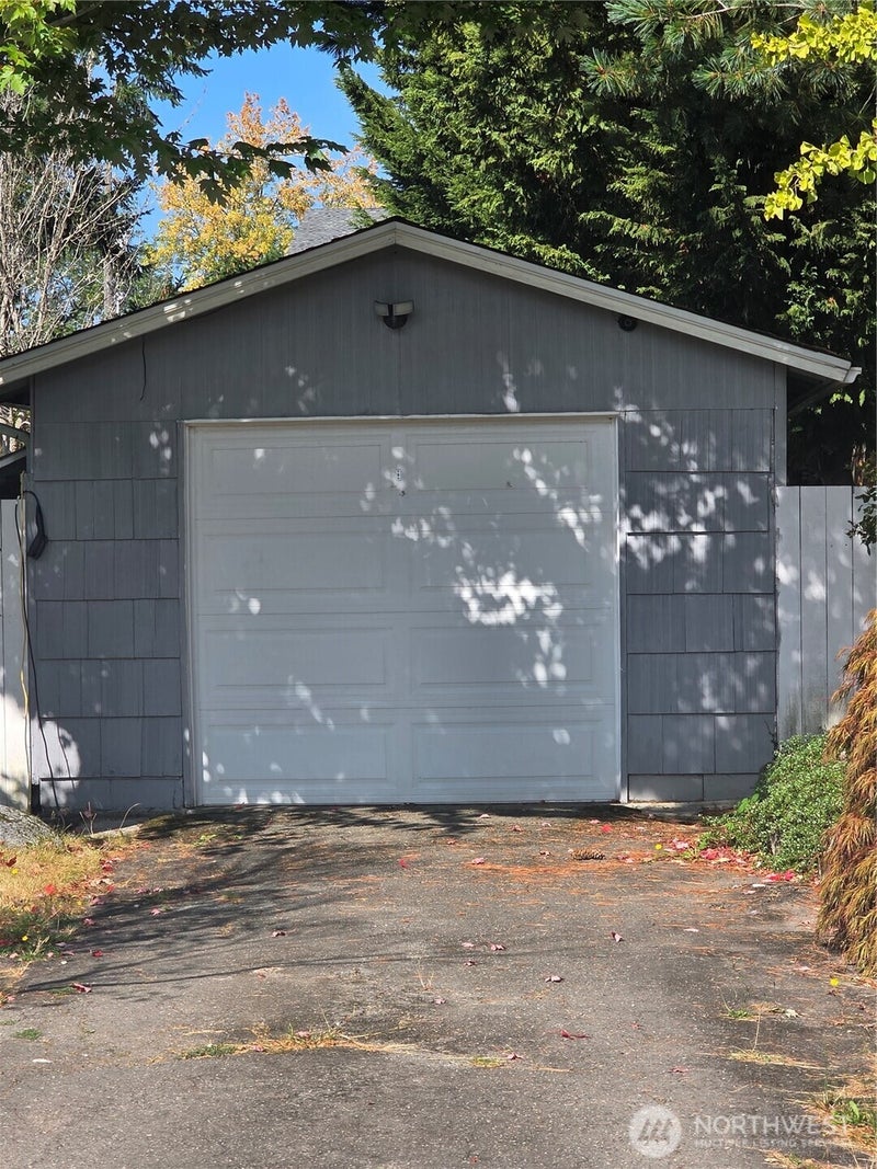 1750 NE 146th Street