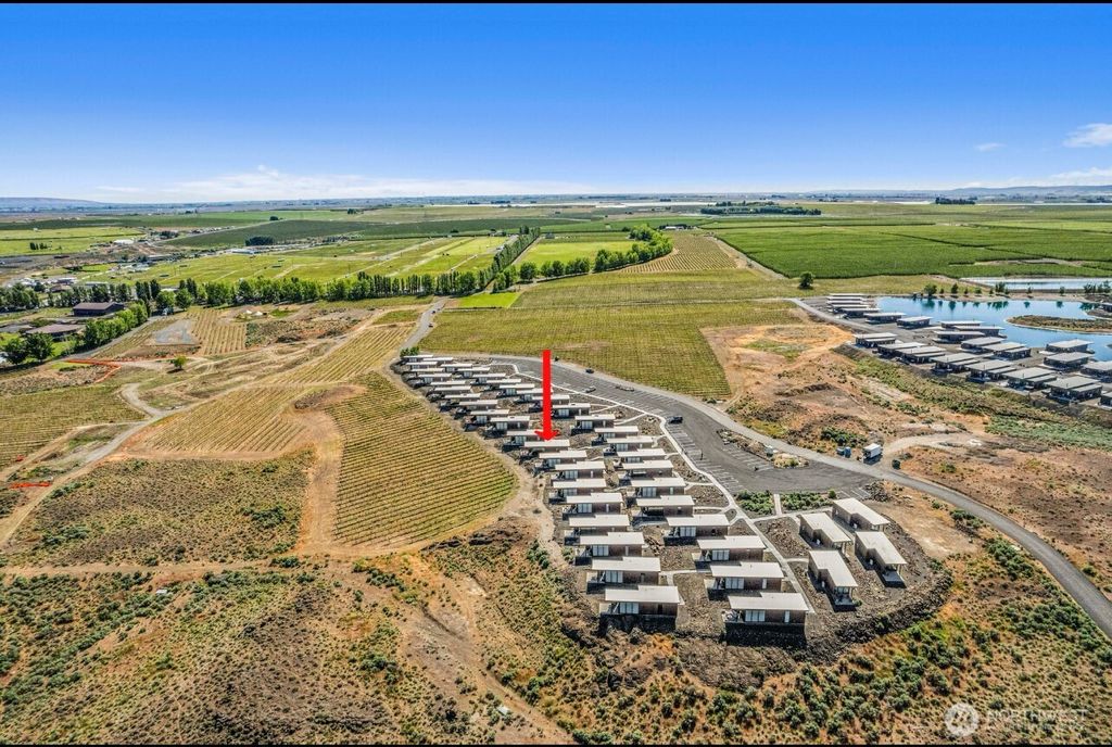 Photo of 23692 NW Cliffe Pointe Road #6C, Quincy, WA 98848 (MLS # 2514434)