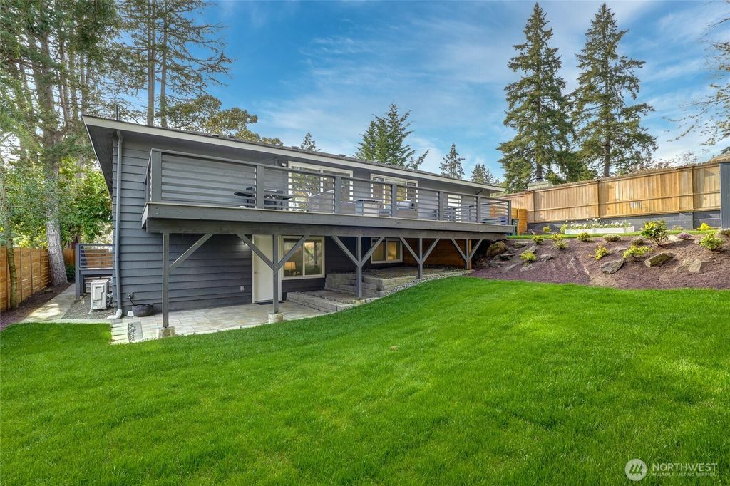 Photo of 628 163rd Avenue SE, Bellevue, WA 98008 (MLS # 2384318)