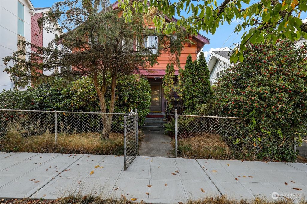 Photo of 1107 29th Avenue, Seattle, WA 98122 (MLS # 2007182)