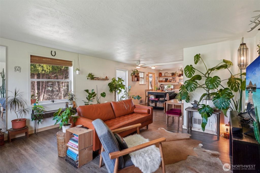 Photo of 11036 2nd Avenue S, Seattle, WA 98168 (MLS # 2374422)