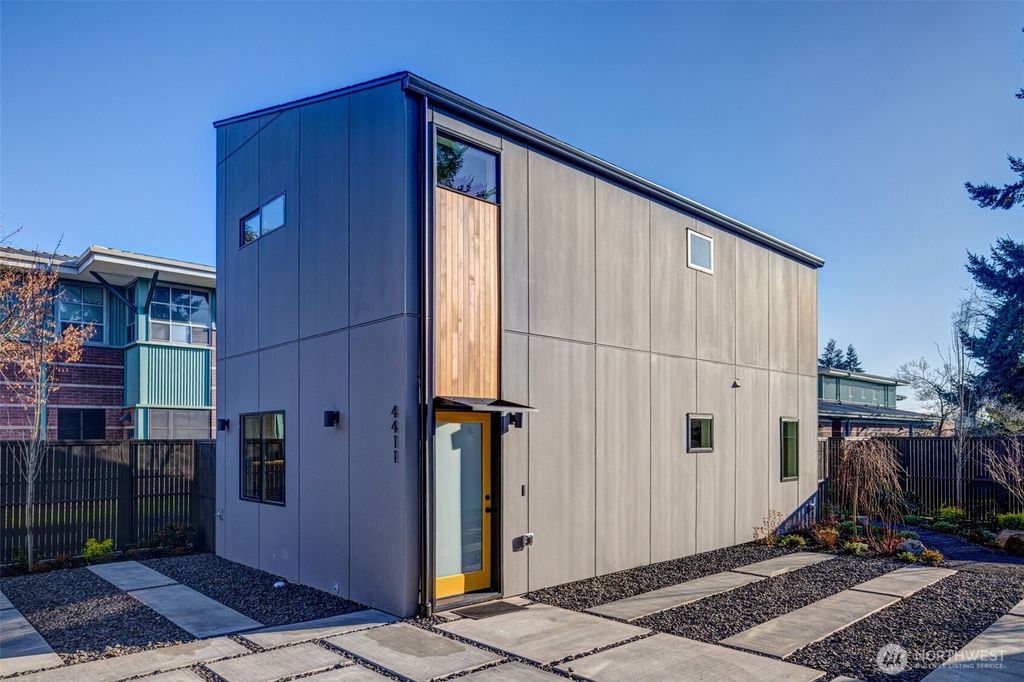 Photo of 4411 S Holly Street, Seattle, WA 98118 (MLS # 2466224)