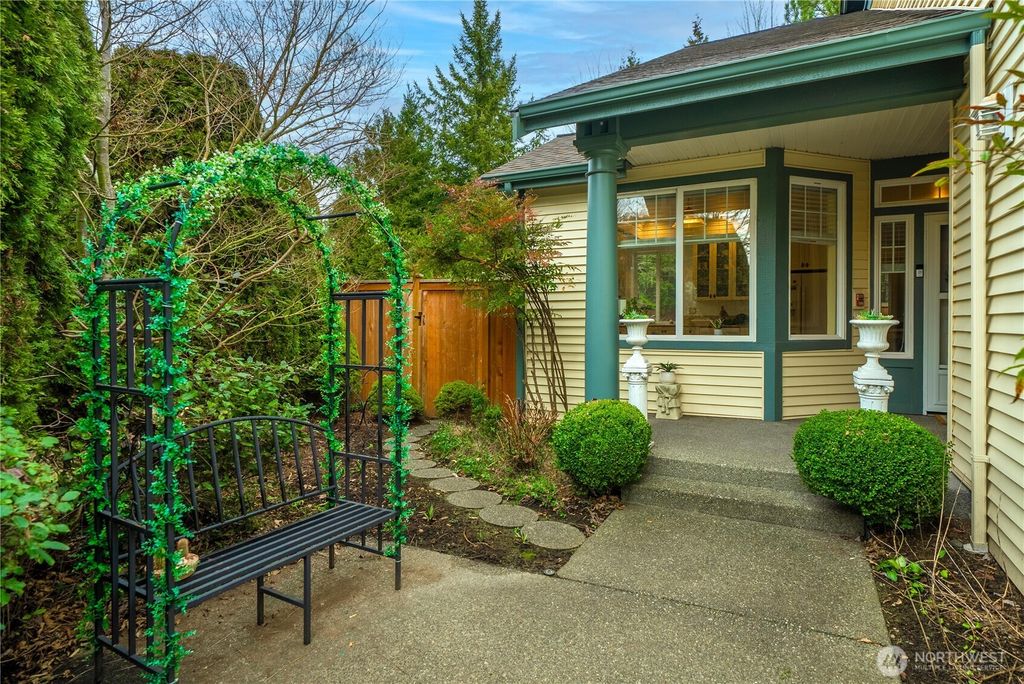 Photo of 672 Chelan Place NE #672, Renton, WA 98059 (MLS # 2465472)