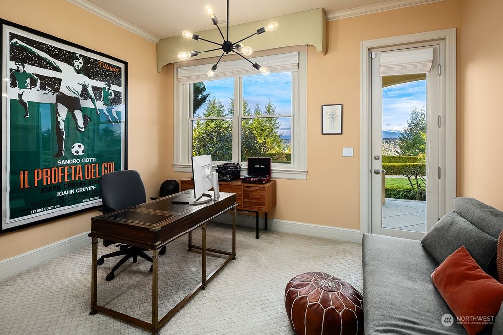listing image 9366668756767881953