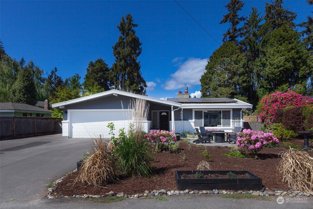 Photo of 7515 184th Place SW, Edmonds, WA 98026 (MLS # 2235364)