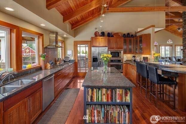 16704 162nd Avenue NE