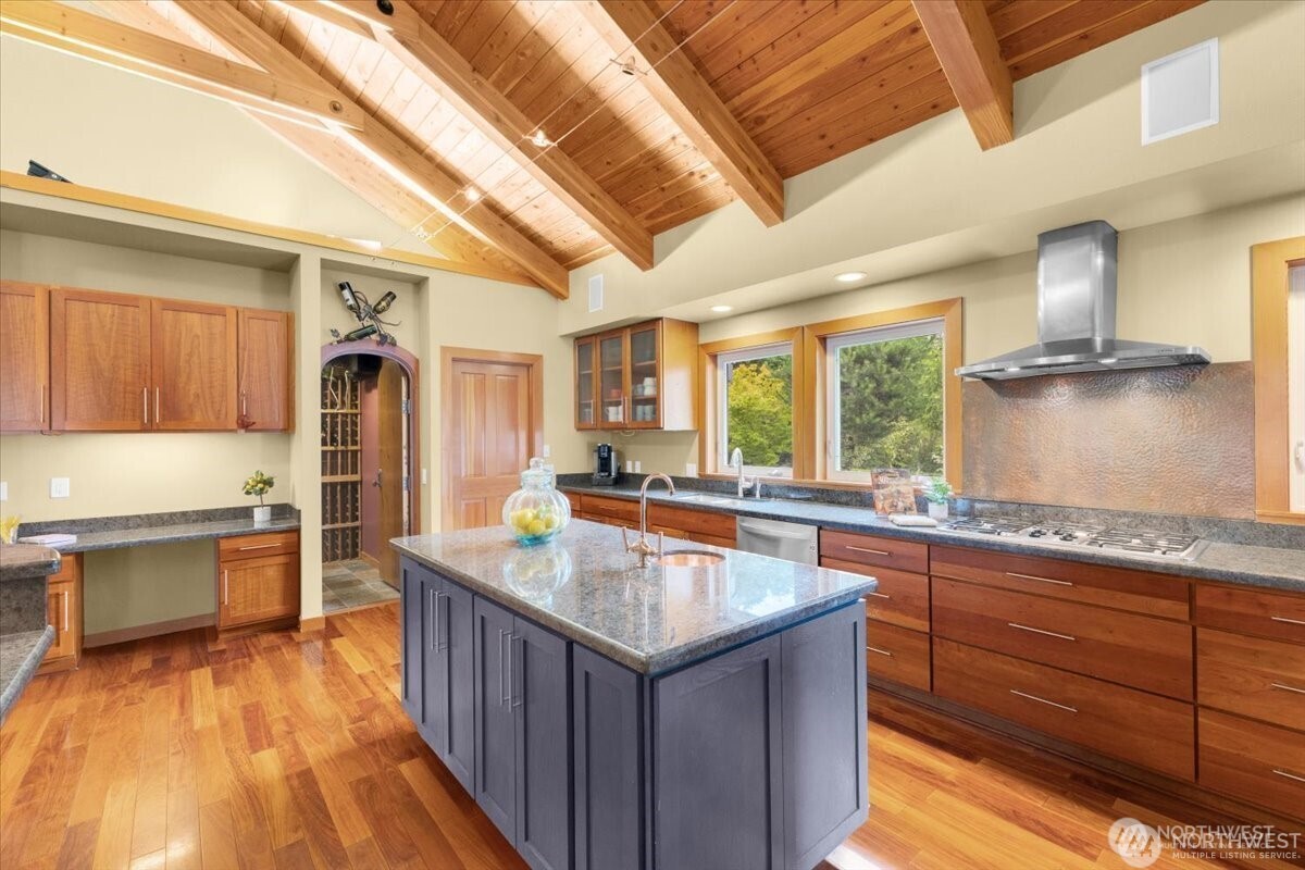 16704 162nd Avenue NE