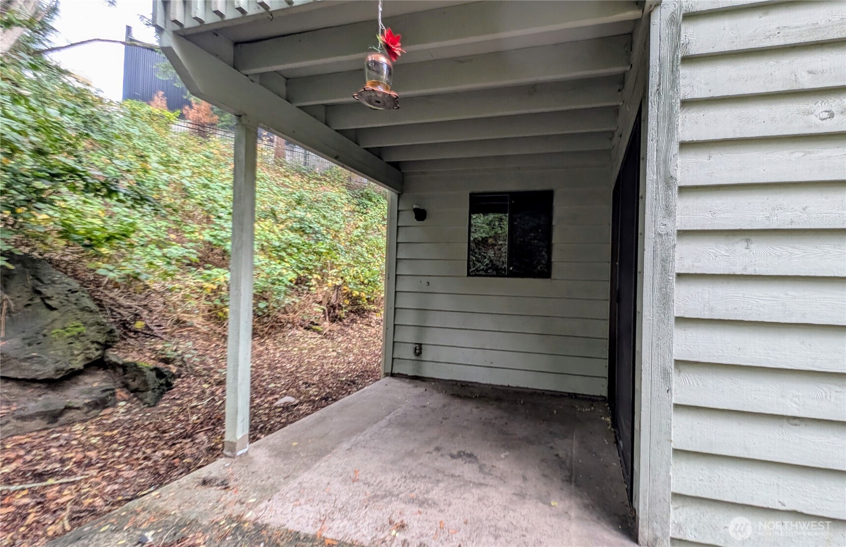 1627 NE 199th Place