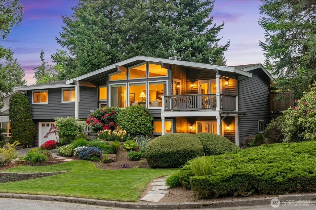 Photo of 4436 155th Avenue SE, Bellevue, WA 98006 (MLS # 2374625)